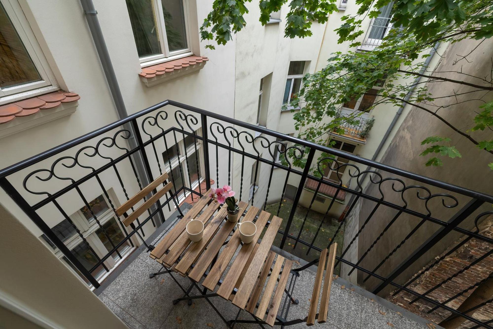 Modern & Comfy Apartment Rakowicka 6 Cracow By Renters Cracóvia Exterior foto